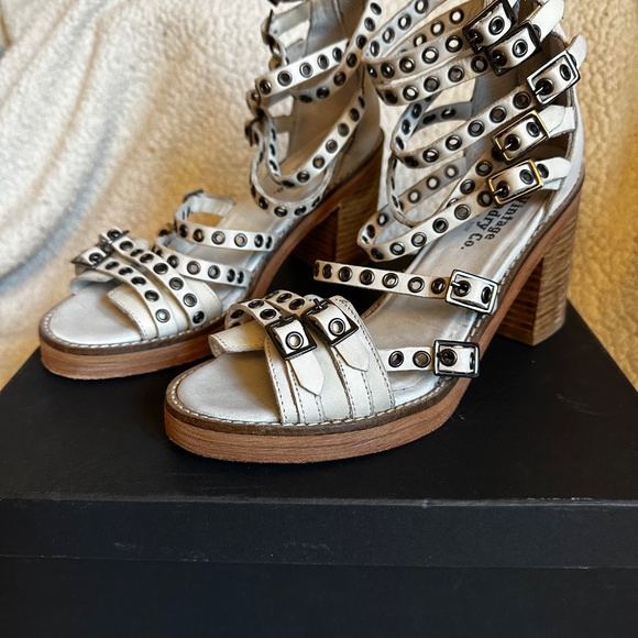 VINTAGE FOUNDRY JAMINA BLOCK HEEL LEATHER STUDDED SANDALS IN WHITE 7 NEW!! - Picture 6 of 8